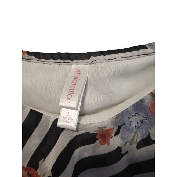 No Boundaries Black White Floral Stripe L Ruffle Tank Babydoll Boho Fairy Witchy - Picture 5 of 5